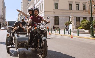 The Hidden Gems - 90 Minutes Private Athens Tour in Retro Sidecar 2
