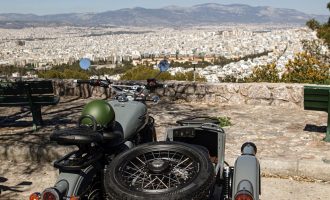 The Hidden Gems - 90 Minutes Private Athens Tour in Retro Sidecar 3