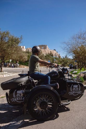 Round of Acropolis - 60' Private Tour in a Vintage Motorcycle Sidecar 11